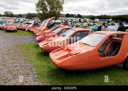 Der Bond Bug ist eine kleine britische zweisitzige, dreirädrige Sportwagen von Reliant in den 1970er Jahren gebaut. Stockfoto