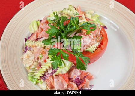 Thunfisch-Salat Stockfoto