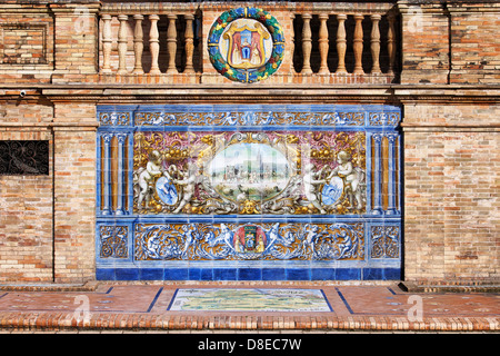Malte Azulejos Keramikfliesen auf Plaza de Espana in Sevilla, Spanien, Andalusien. Stockfoto