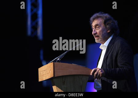 Hay on Wye, UK. Sonntag, 26. Mai 2013 im Bild: Howard Jacobson.  Re: Der Telegraph Hay Festival, Hay on Wye, Powys, Wales. Bildnachweis: D Legakis/Alamy Live-Nachrichten Stockfoto