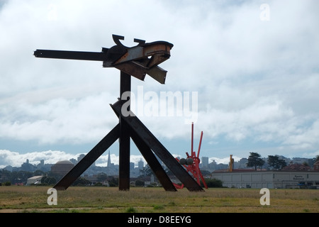 Bildhauer Mark Di Suveros Einbau in San Francisco. Stockfoto