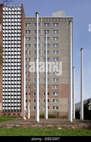 Berlin, Deutschland, Fahnenmasten vor dem ehemaligen Hauptsitz des Ministeriums für Staatssicherheit Stockfoto