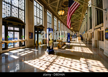 Innere des United States Post Office in New York City. Stockfoto