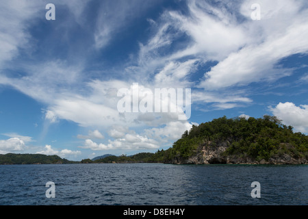 Eine isolierte Strand auf der Insel Togians in Sulawesi, Indonesien Stockfoto