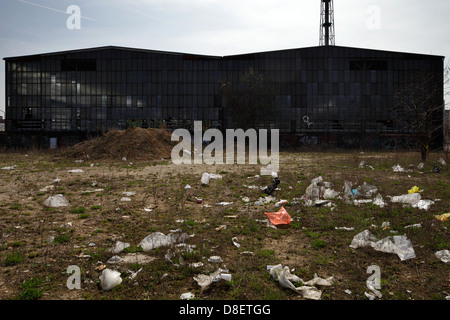 Berlin, Deutschland, verfallenen Industriegebäude auf eine Industriegelaende Stockfoto