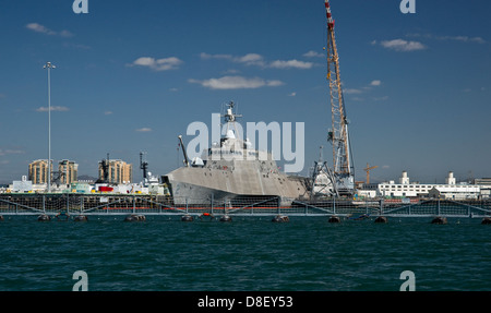 USS Independence, LCS Kriegsschiff im Hafen von San Diego Naval Base Stockfoto