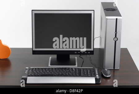 Desktop-Computer mit kleinen cpu die wichtige Büroausstattung Stockfoto