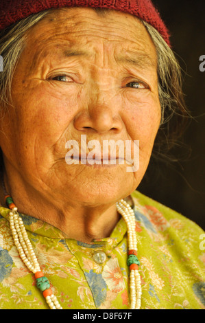 Reife Frau. Fotografiert in Leh, Ladakh, Jammu und Kaschmir, Indien Stockfoto