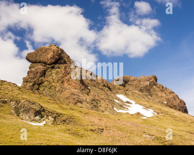 Caer Caradoc einem berühmten Hügel mit einer alten Wallburg auf dem Gipfel oberhalb Kirche Stretton in Shropshire, England. Stockfoto