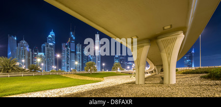 Dubai Marina gesehen von Interchange 5, Vereinigte Arabische Emirate Stockfoto