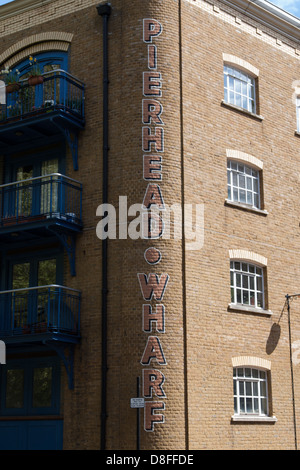 Pierhead Wharf, Wapping High Street, London Stockfoto