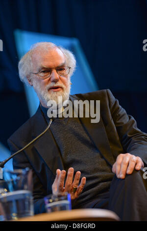 Heu-Festival, Powys, Wales, UK. 28. Mai 2013.   ROWAN WILLIAMS, ehemaliger Erzbischof von Canterbury, sprechen in der Hay Festival, Powys, Wales UK Phot Credit: Keith Morris/Alamy Live-Nachrichten Stockfoto