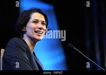 Hay on Wye, UK. 27. Mai 2013.   Im Bild: Gaby Holz.  Re: Der Telegraph Hay Festival, Hay on Wye, Powys, Wales. Bildnachweis: D Legakis / Alamy Live News Stockfoto