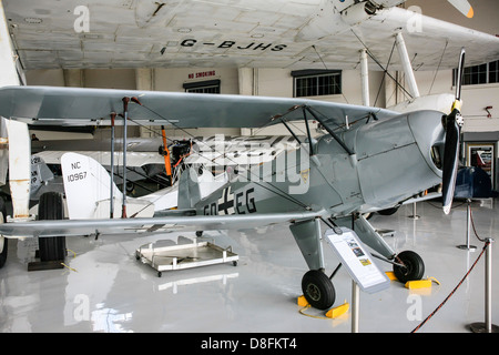 Deutsch 1936 Bücker Jungmann Flugzeuge auf dem Display im Fantasy of Flight Museum, Polk City FL Stockfoto