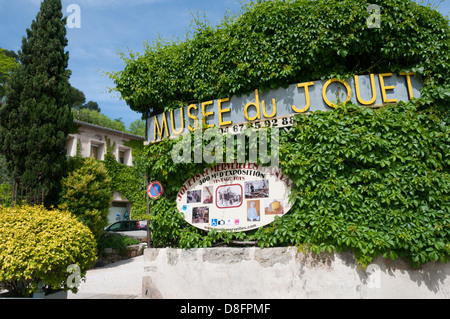 Das Musée du Jouet oder Spielzeugmuseum in Pezenas, Languedoc, Frankreich. Stockfoto