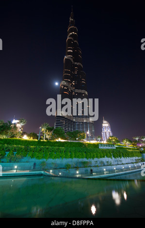 Burj Khalifa in der Nacht, Downtown Dubai, Vereinigte Arabische Emirate Stockfoto