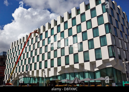 Reinigung der Marker Hotel, Grand Canal Docks, Dublin, Irland Stockfoto