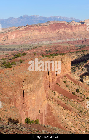 Capital Reef und die Heinrich-Berge vom Sunset Point, Capital Reef National Park, Utah. Stockfoto
