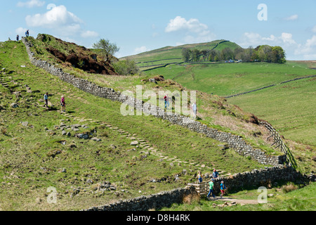 Familien Wandern Hadrianswall Stockfoto