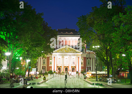 Europa, Bulgarien, Sofia, Ivan Vazov National Theatre Stockfoto