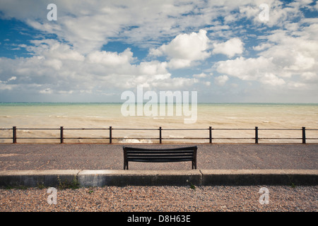 Bank auf die Küste, Dover, England, Vereinigtes Königreich Stockfoto