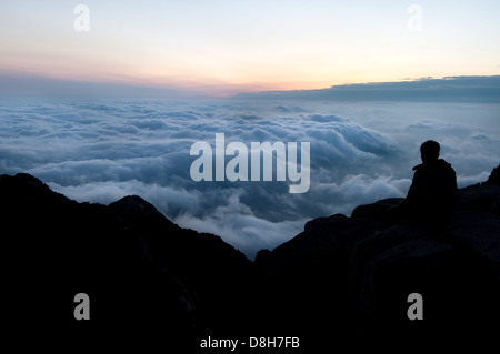 Meer der Wolken bei Sonnenaufgang, Tai Shan, Provinz Shandong, China Stockfoto