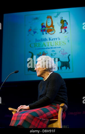 Judith Kerr Kinderbuchautorin abgebildet bei Hay Festival 2013 Hay on Wye Powys Wales UK Stockfoto