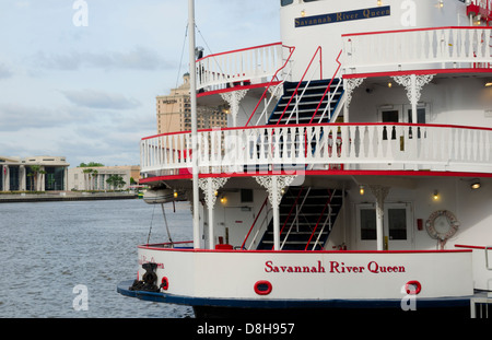 Savannah Georgia Southern Stadt Savannah River Queen boat am Savannah River in alten Hostoric Bezirk Innenstadt Stockfoto