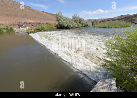 Flusswehr auf Bruneau River, Idaho. Stockfoto