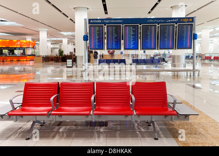 UAE, Vereinigte Arabische Emirate, Dubai, Dubai International Airport, Terminal 3, Ankunftshalle Stockfoto