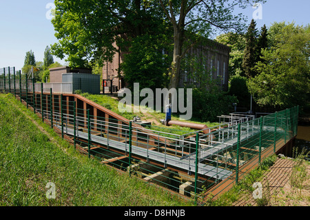 hydroelektrischen Kraftwerk Oldenburg auf Hunte Fluss, Oldenbuger Land, Niedersachsen, Deutschland Stockfoto