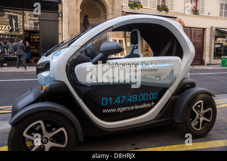 Paris. Ein Renault Twizy Elektroauto (vierrädrige). Stockfoto