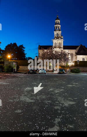 Normandie, Frankreich. Kirche bei Nacht., Heimat von berühmten Teppich von Bayeux Bayeux. Stockfoto