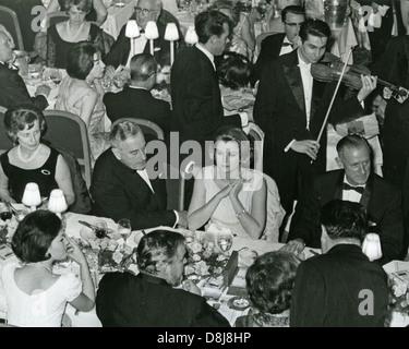 Fürstin Gracia Patricia von MONACO mit Herrn Louis Mountbatt5en über 1975 Stockfoto