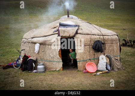 Halb-nomadisches Leben in dem zentralasiatischen Land Kirgistan Stockfoto