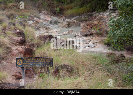 Fumarolen, kochendes Wasser und Dampf, Rincon De La Vieja Nationalpark, costarica Stockfoto