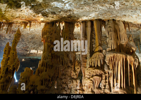 Stalagmit Tropfsteinhöhle Stockfoto