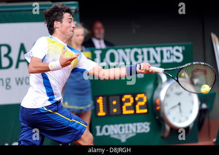 Paris, Frankreich. 30. Mai 2013. in Aktion während des Spiels zwischen Novak Djokovic Serbien und Guido Pella von Argentinien in die zweite Runde der French Open von Roland Garros. Bildnachweis: Action Plus Sport Bilder/Alamy Live News Stockfoto