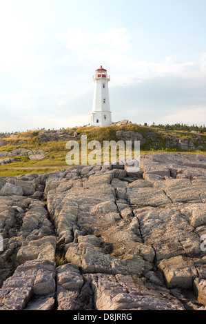 Der Leuchtturm von Louisbourg in Neuschottland. Stockfoto