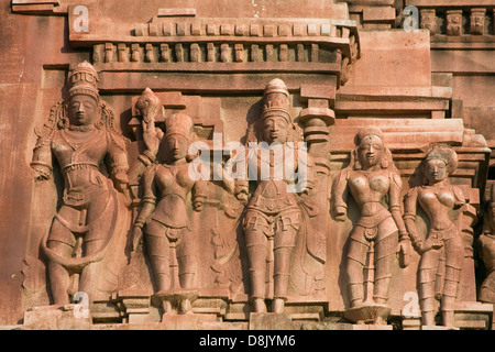 Asien, Indien, Karnataka, Hampi, U-Bahn-Shiva-Tempel, Stein schnitzen Stockfoto