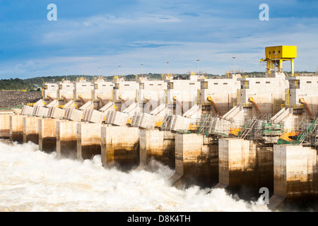 Überlauf von Estreito Wasserkraftwerk, im Nordosten Brasiliens. Stockfoto