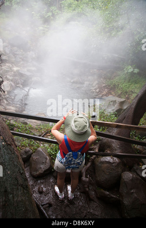 Fumarolen, kochendes Wasser und Dampf, Rincon De La Vieja Nationalpark, costarica Stockfoto