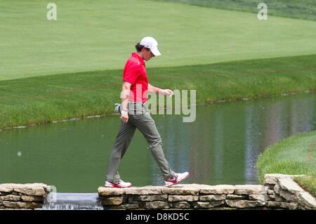 Dublin, Ohio, USA. 30. Mai 2013: Rory McIlroy in Aktion während der ersten Runde des The Memorial Tournament im Muirfield Village Golf Club in Dublin, Ohio Credit: Cal Sport Media/Alamy Live News Stockfoto