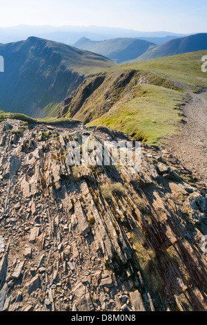 Blick auf Hobcarton vom Gipfel des Hopegill Head bei Sonnenaufgang im Lake District Stockfoto