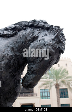 Enge, Kopf Detail des Lebens Größe andalusischen (Pferd) 1 Vincent da Silva Downtown Dubai Stockfoto