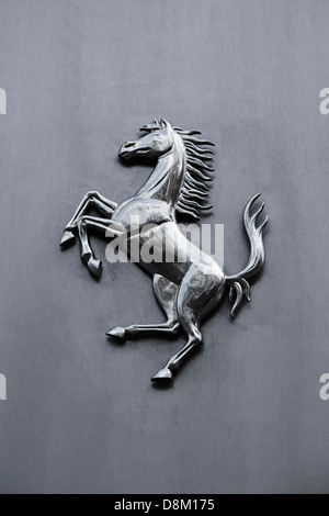 Ferrari tänzelnden Pferd Logo, Cavallino Rampante. Stockfoto