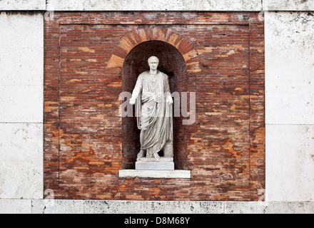 Italien, Latium, Rom, Nische Statue in den Wänden unter Piazza del Quirinale. Stockfoto