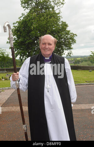 Armagh, Nordirland, Vereinigtes Königreich. 31. Mai 2013. Neu geweihten Bischof Ferran Glenfield Weihe von Pfr. Ferran Glenfield, als Bischof von Kilmore, Elphin und Ardagh St. Patrick-Kathedrale, Armagh, Nordirland 31 2013 Kredit kann: LiamMcArdle.com/Alamy Live News Stockfoto