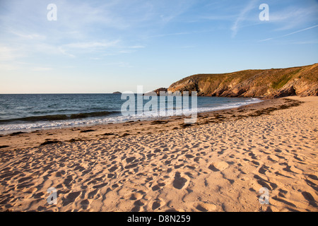 Küste und Klippen bei Cap Frehel Frankreich Stockfoto