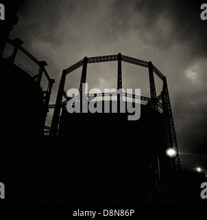 Waren so & Ecke Camley Straße hinter der Kings Cross Station, London, 1984 vor Arbeit am europäischen Bahnterminal Stockfoto